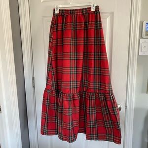 Cupshe red Christmas Plaid Ruffled Maxi Skirt